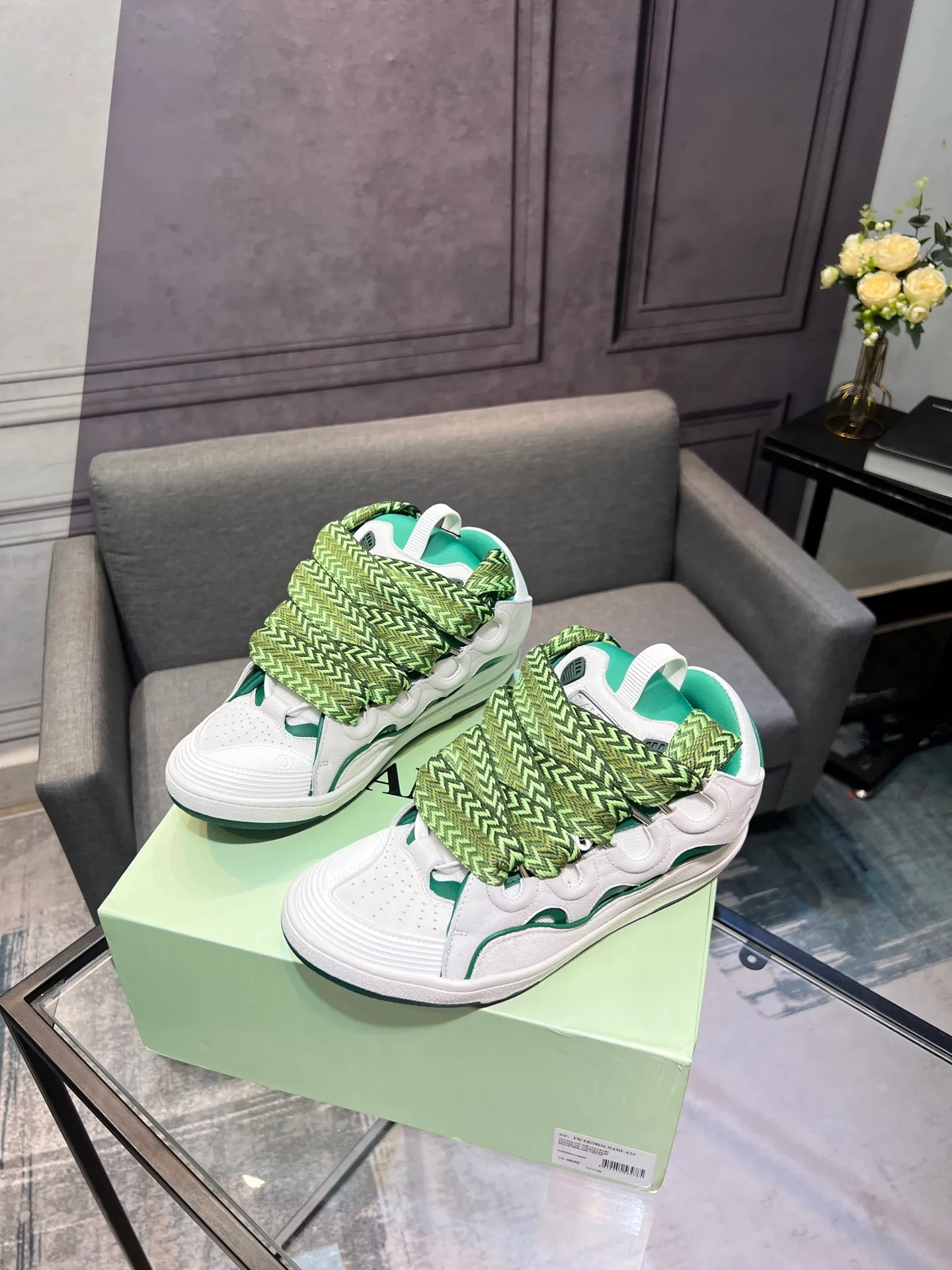 Men's men's shoes💰780 [LANVIN] Latest lace-up fashionable casual sneakers for couples High-quality CLAY couple series‼ ️ The latest trendy products of the season 🌈Many bloggers have planted grass and purchased the original open-mold customization. The upper and outsole are sewn with mark threads without edge sealing. Multiple material splicing combination design. Very versatile for fashionable and casual wear. Comfortable on the feet. Recommended for self-retention (upper cowhide + cow suede + breathable mesh) inner foot pad cowhide exclusive original open-mold clear logo rubber outsole ⚠️36-44 yards (45 custom-made)